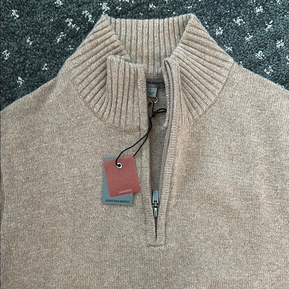 Johnston & Murphy Beige Cashmere Sweater